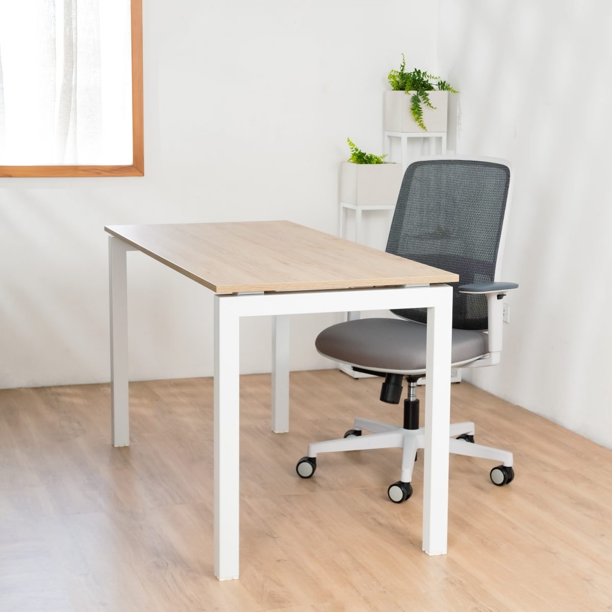Pack Zen&Order (Escritorio Quadra 1.20m + Silla Lotto Gris)