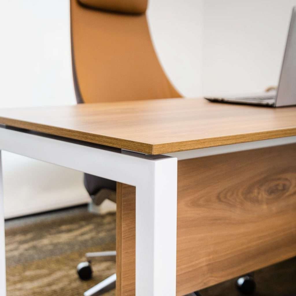 6 Claves para elegir muebles de oficina corporativa Quadra Gerencial3