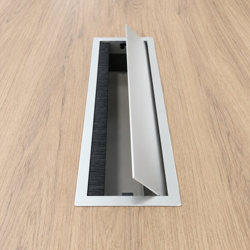 Tapa Pasacables Frenada (112 mm de ancho x 382 mm de largo)